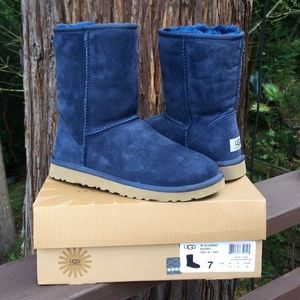 UGG Classic Short Boots Navy/Blue